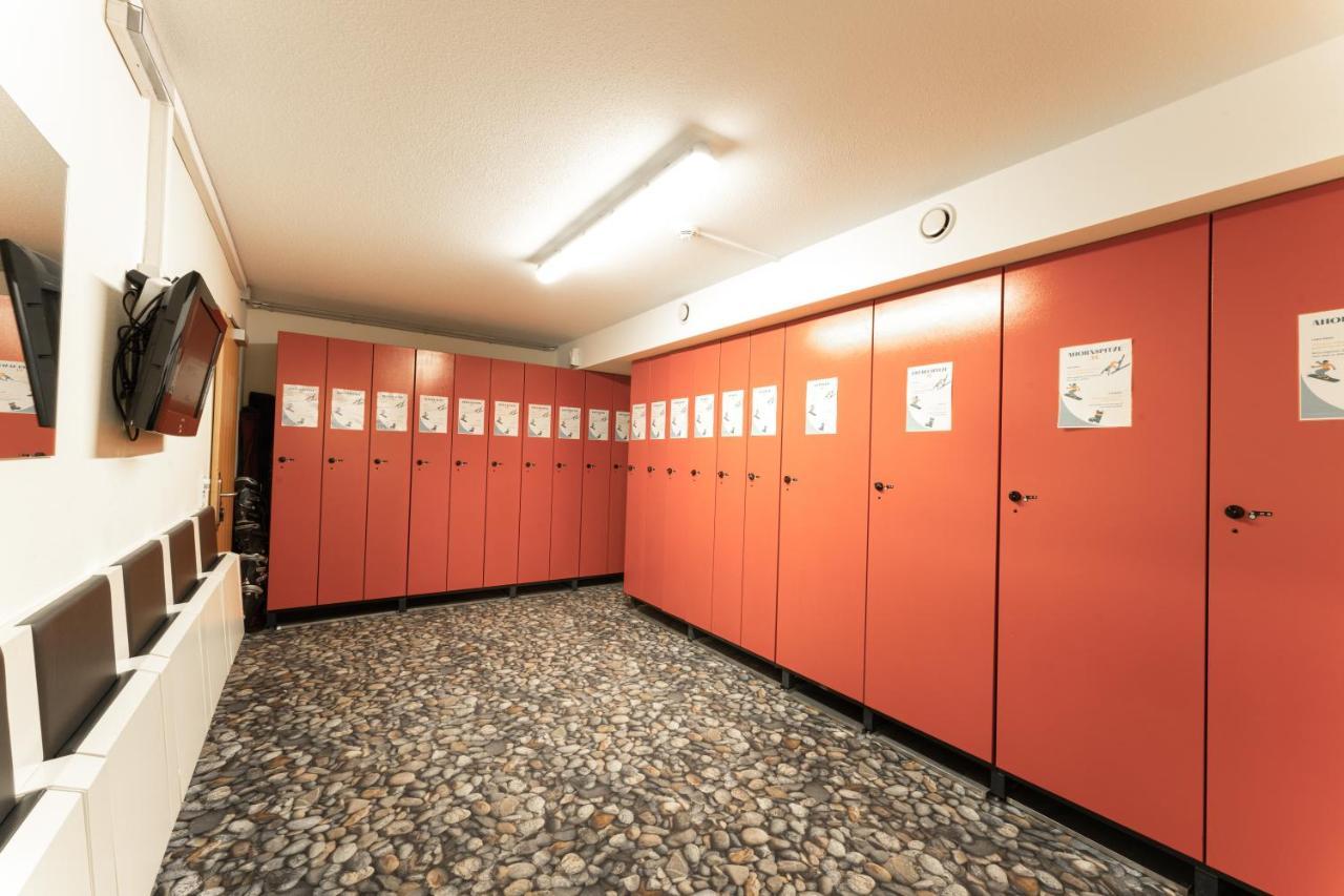 Aparthotel Dorfplatzl Garni Tux Extérieur photo