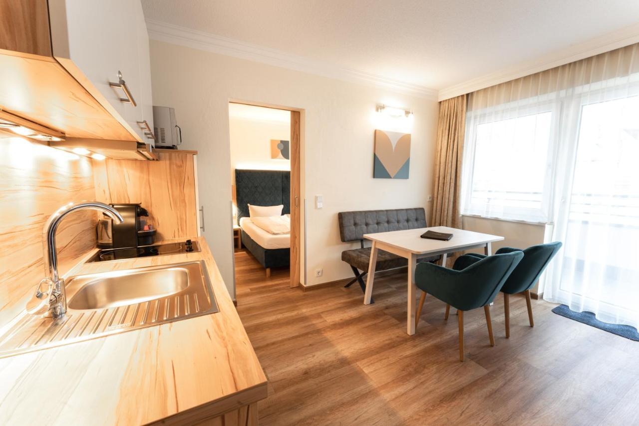 Aparthotel Dorfplatzl Garni Tux Extérieur photo