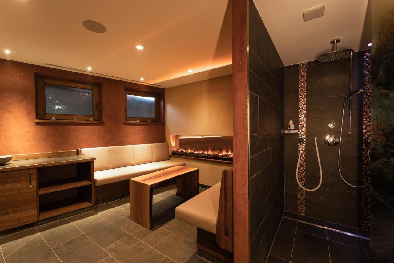 Aparthotel Dorfplatzl Garni Tux Extérieur photo