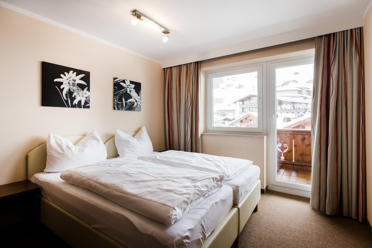 Aparthotel Dorfplatzl Garni Tux Extérieur photo